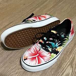 Hawaiian Tropical Floral Print Vans - Womens Size 7